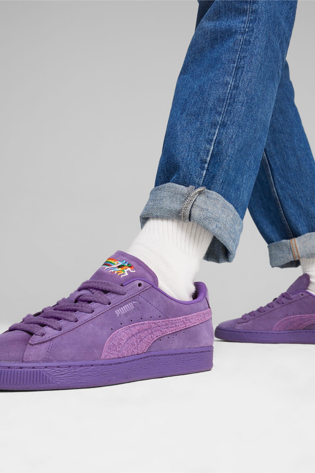 (image for) Exquisite LOVE MARATHON Suede Sneakers